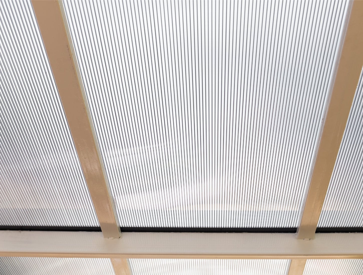 Qu'est-ce qu'un film anti-chaleur pour polycarbonate ?